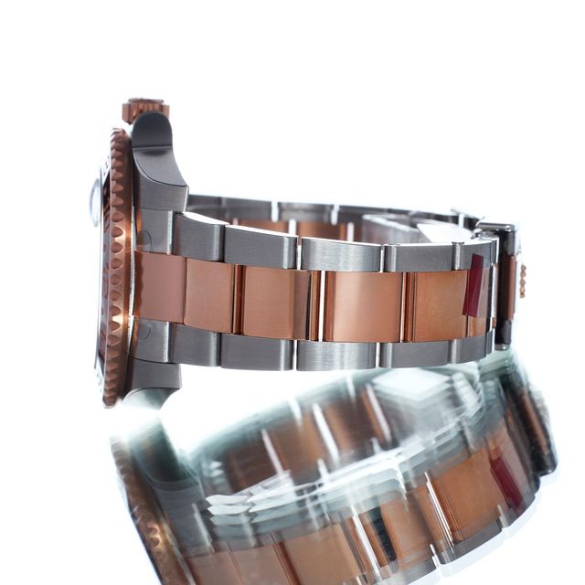 Rolex GMT Master II 126711 CHNR Image 2